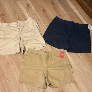 Faded Glory Women's Cargo Shorts in Tan and Navy